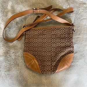 Vintage Coach tan monogram shoulder bag